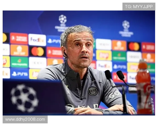 队报称巴黎门将萨福诺夫因出场时间不足或将在冬季转会窗口寻求离队 队报称巴黎门将萨福诺夫因出场时间不足或将在冬季转会窗口寻求离队